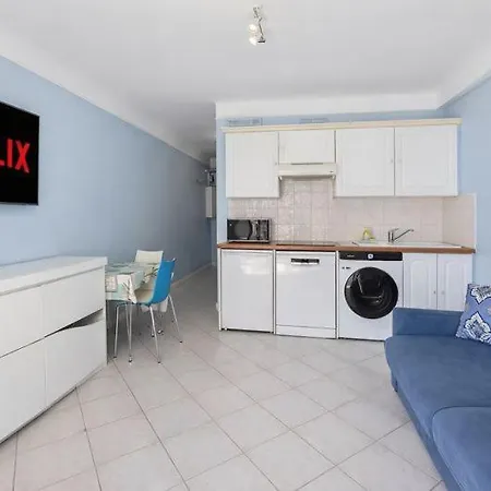 Carlton Κάννες